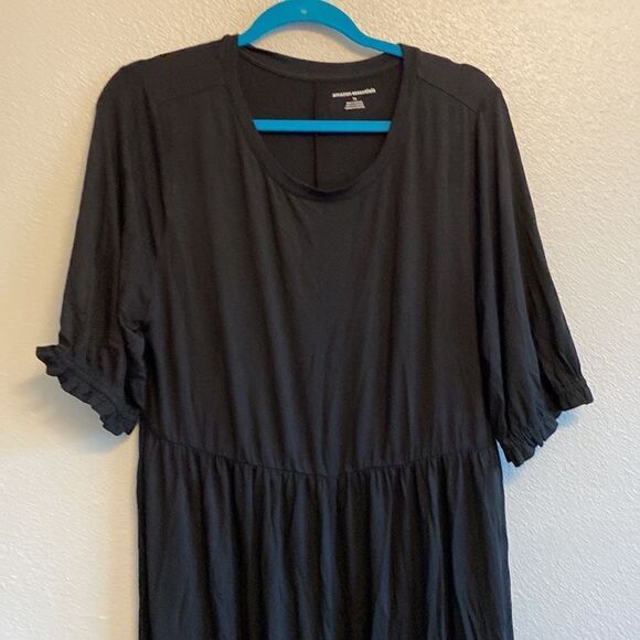 NWT- Amazon Essentials- Black midi casual dress- Size 1X - Picture 2 of 7